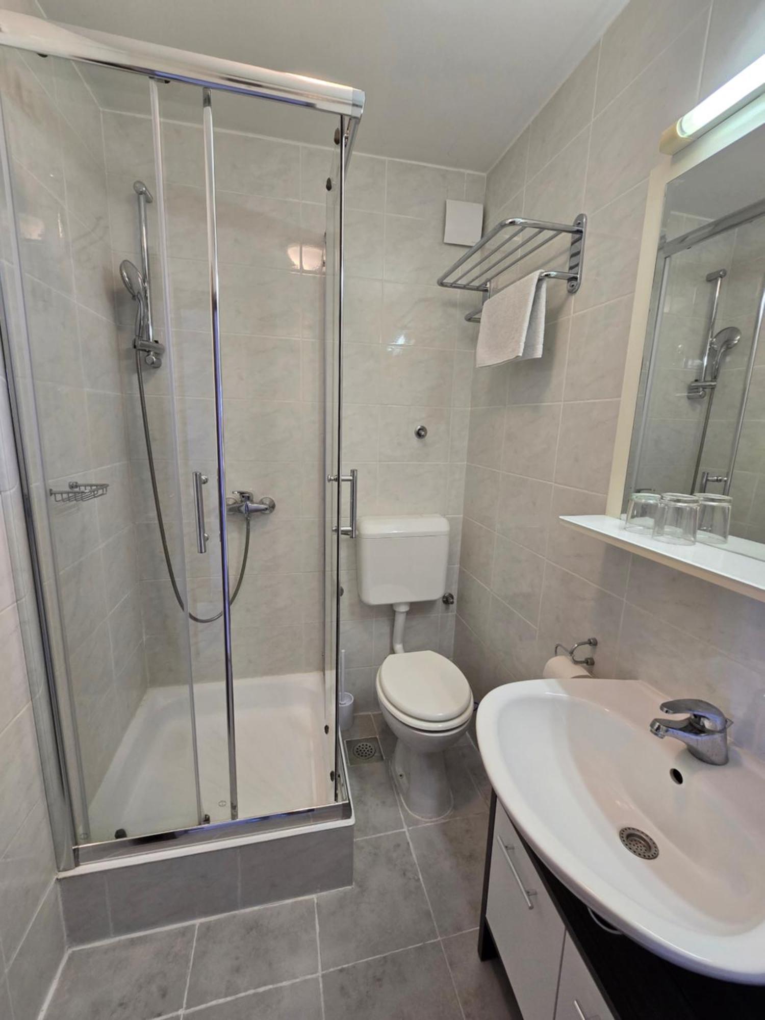 Rooms Lux Split Exterior photo
